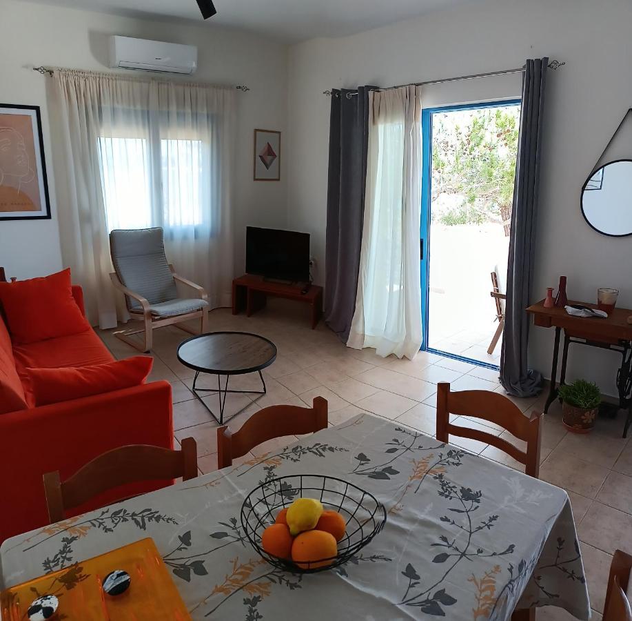 Willa Sea View Pine House Makrýgialos Zewnętrze zdjęcie